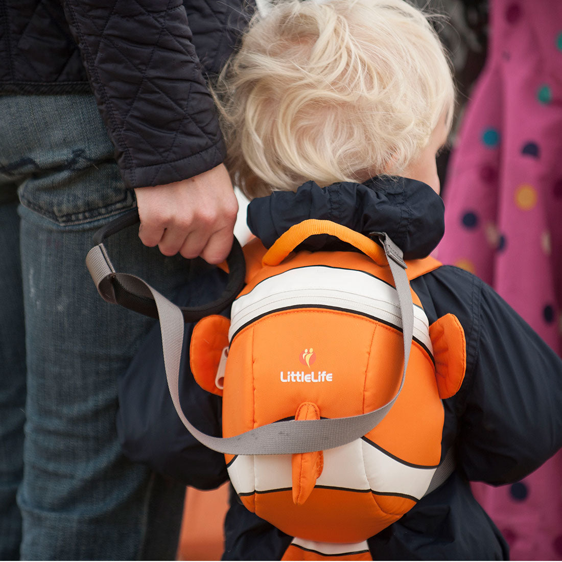 Baby shop reins backpack